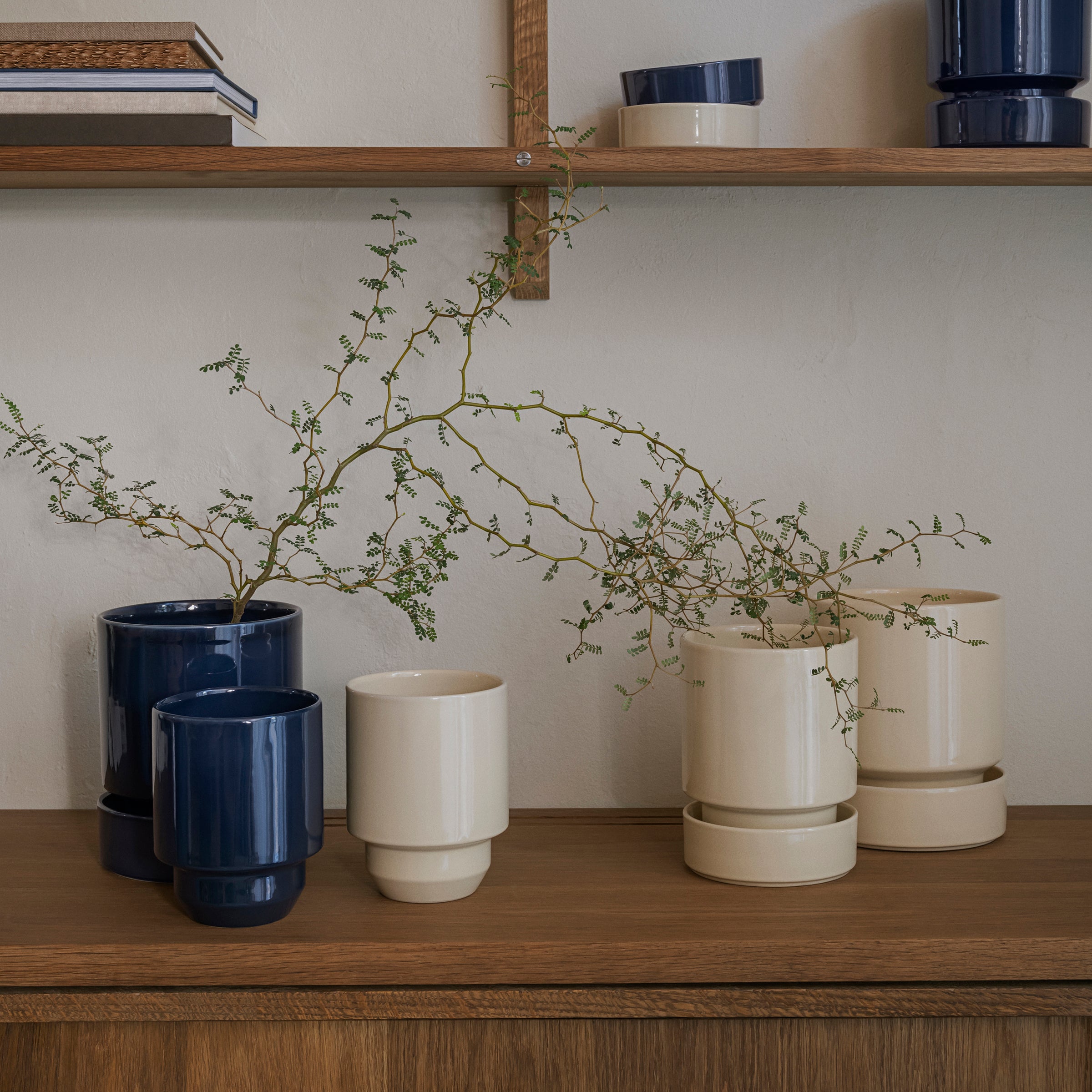 Hoff Glazed Sandstone 12cm Pot with Saucer